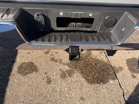 Used 2019 GMC Sierra 1500 SLE w/ SLE Value Package image 28