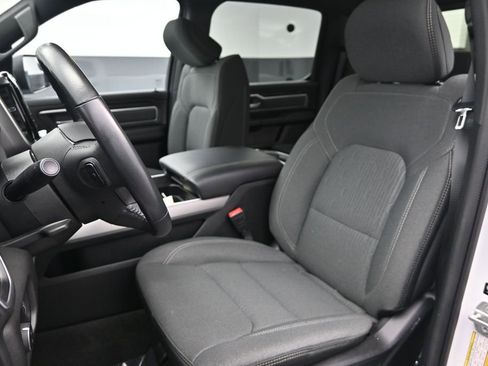 Used 2023 RAM 1500 Big Horn AWD/4WD image 16
