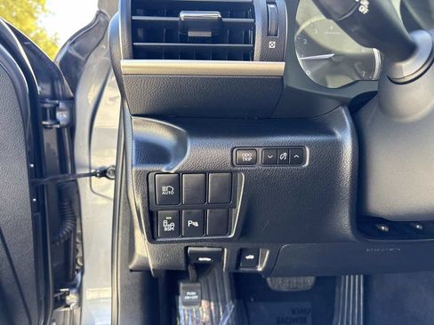 Used 2017 Lexus IS 200t image 24