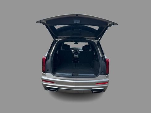 Used 2022 Cadillac XT6 Premium Luxury AWD/4WD image 19