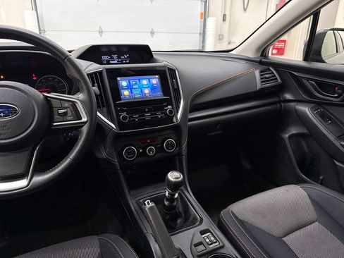 Used 2021 Subaru Crosstrek 2.0i Premium AWD/4WD image 16