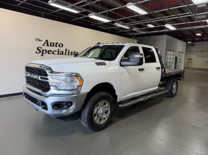Used 2023 RAM 3500 Tradesman AWD/4WD image 1