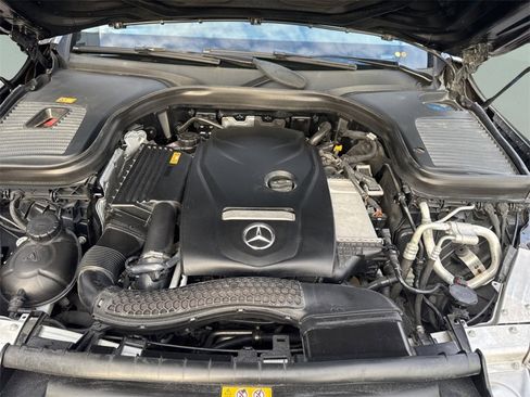 Used 2016 Mercedes-Benz GLC 300 image 29