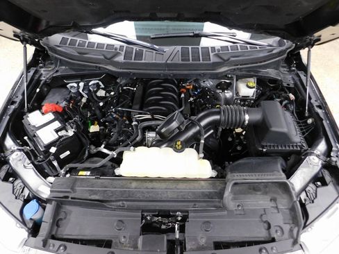 Used 2023 Ford F150 XLT w/ XTR Package image 11