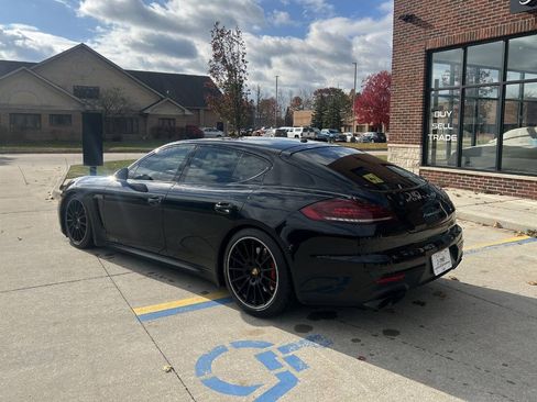 Used 2016 Porsche Panamera GTS image 9