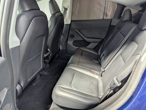 Used 2023 Tesla Model Y Long Range image 9