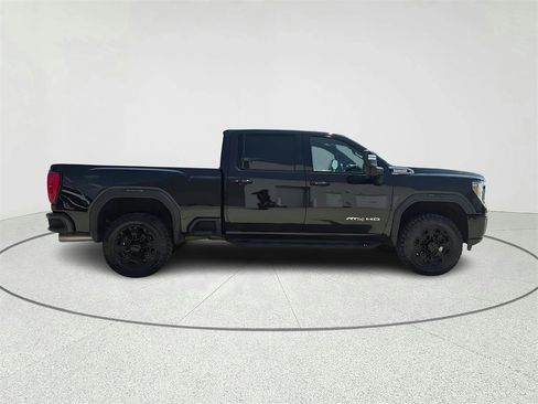 Used 2022 GMC Sierra 2500 AT4 image 4