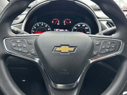 Used 2024 Chevrolet Malibu LT FWD image 19