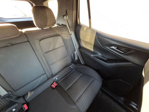 Used 2025 Chevrolet Equinox LT image 37