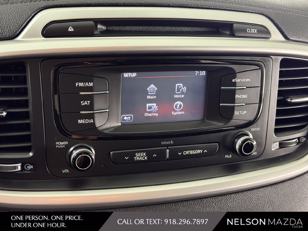 Used 2016 Kia Sorento FWD w/ LX Convenience Package image 30