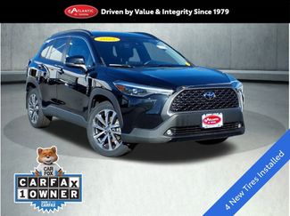 Certified 2022 Toyota Corolla Cross XLE video 1