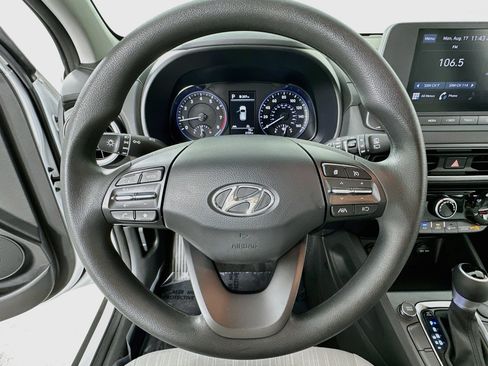 Used 2023 Hyundai Kona SEL FWD image 11