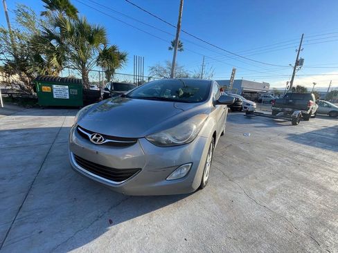 Used 2012 Hyundai Elantra GLS w/ Preferred Pkg 3 FWD image 14