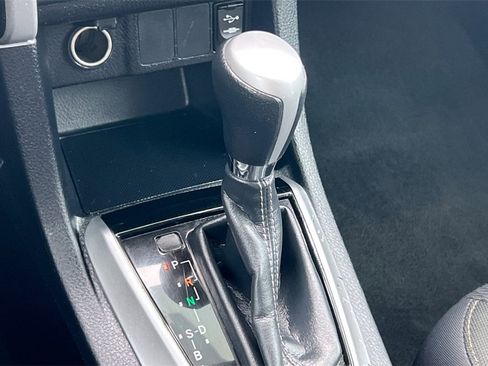 Certified 2018 Toyota Corolla LE image 22