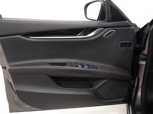 Used 2020 Maserati Ghibli S GranSport Q4 image 18