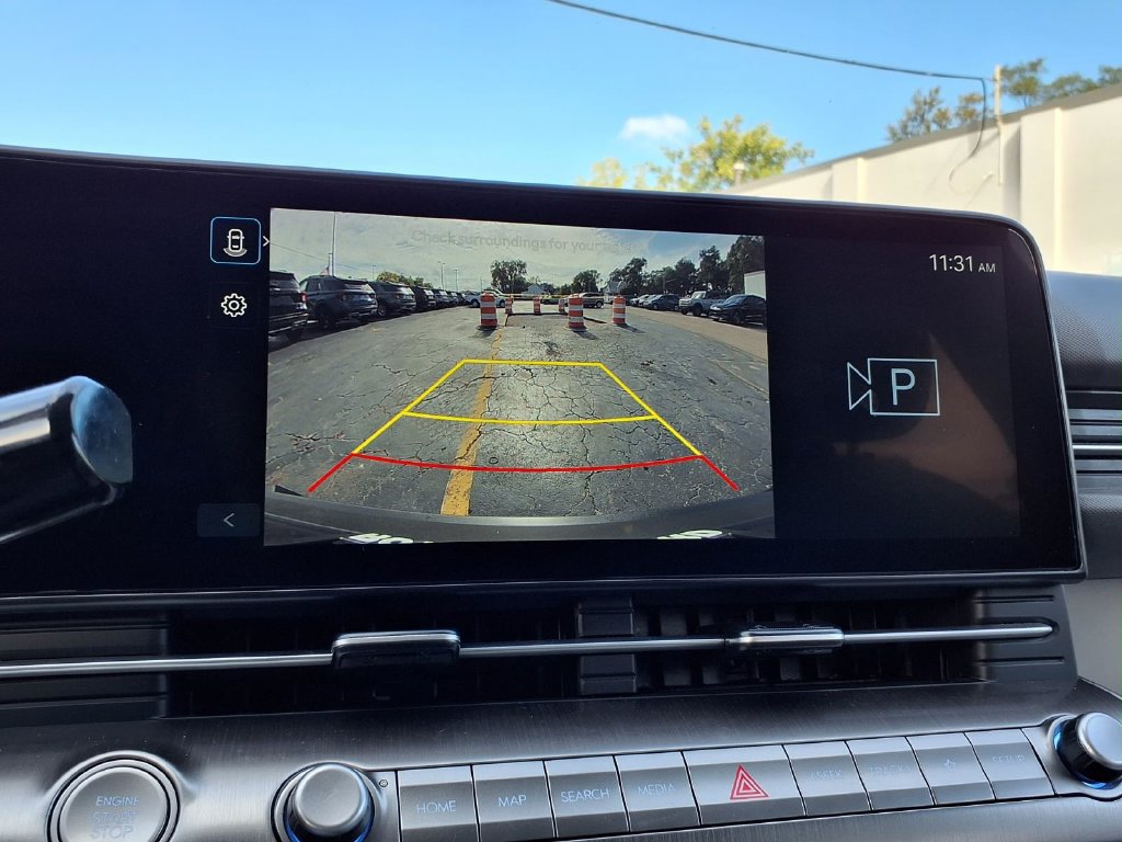 Used 2025 Hyundai Kona SEL AWD/4WD image 9