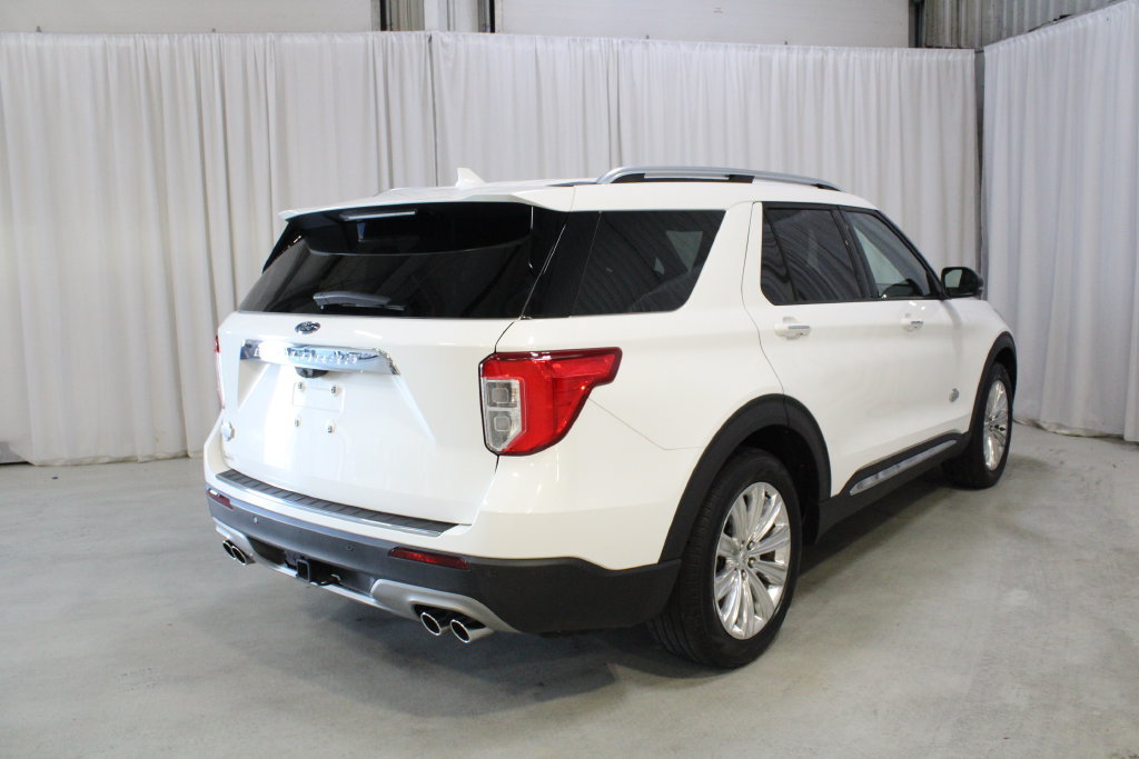 Used 2022 Ford Explorer King Ranch w/ Premium Technology Package RWD image 27