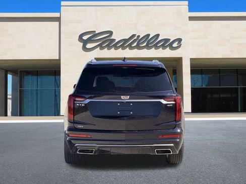 Certified 2022 Cadillac XT6 Premium Luxury w/ Technology Package image 5