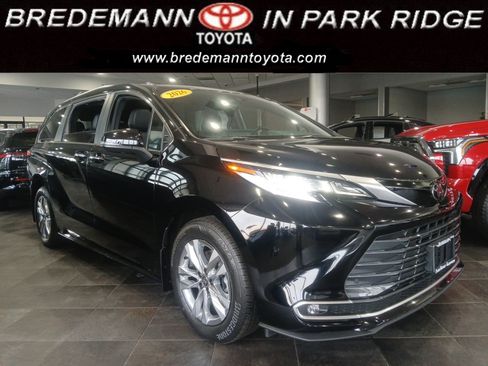 Certified 2026 Toyota Sienna Limited AWD/4WD image 1