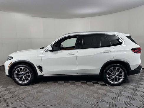 Used 2024 BMW X5 xDrive40i image 11