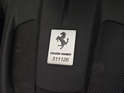 Used 2024 Ferrari Roma Spider RWD image 30