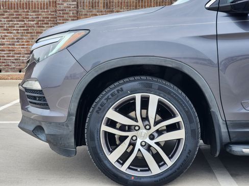 Used 2016 Honda Pilot Touring image 10