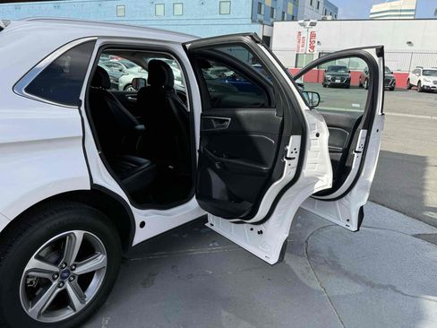 Used 2019 Ford Edge SEL w/ Equipment Group 201A image 46