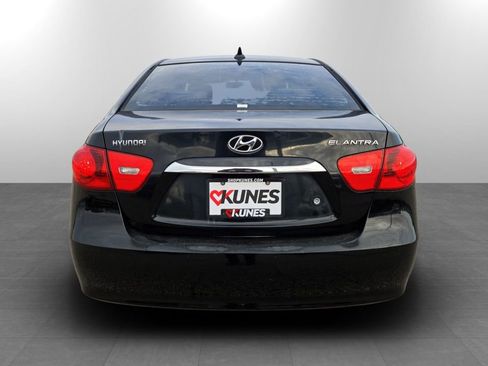 Used 2010 Hyundai Elantra GLS image 8
