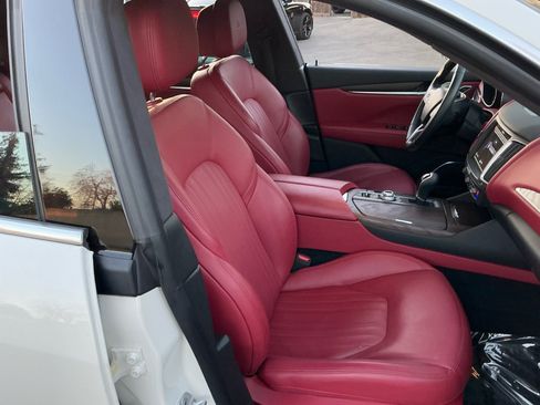 Used 2018 Maserati Levante GranLusso image 22