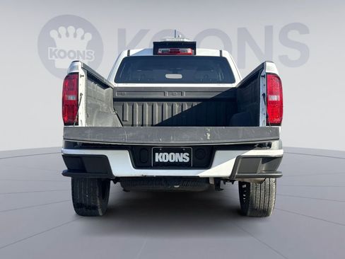 Used 2022 Chevrolet Colorado W/T w/ Custom Special Edition image 24