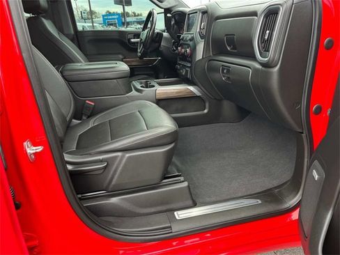 Used 2021 Chevrolet Silverado 1500 LT Trail Boss w/ Convenience Package II image 11