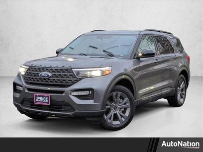 Certified 2022 Ford Explorer XLT w/ Equipment Group 202A
