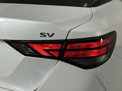 Certified 2024 Nissan Sentra SV FWD image 26