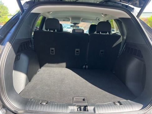 Used 2021 Ford Escape SE w/ SE Sport Appearance Package AWD/4WD image 14