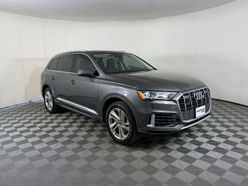 Used 2022 Audi Q7 3.0T Premium Plus w/ Premium Plus Package AWD/4WD image 7
