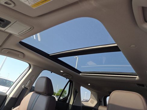 New 2026 Honda Pilot Touring image 4
