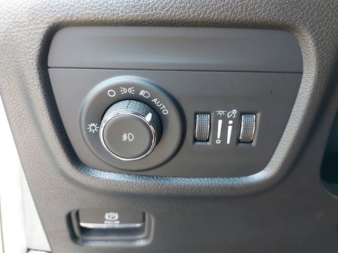 New 2025 Jeep Grand Cherokee Limited w/ Black Appearance Package AWD/4WD image 26