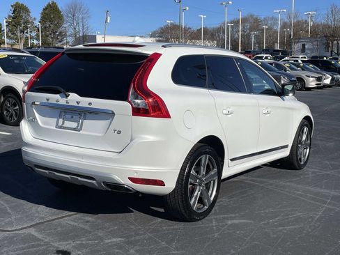 Used 2017 Volvo XC60 T5 Dynamic w/ Preferred Option Package image 7