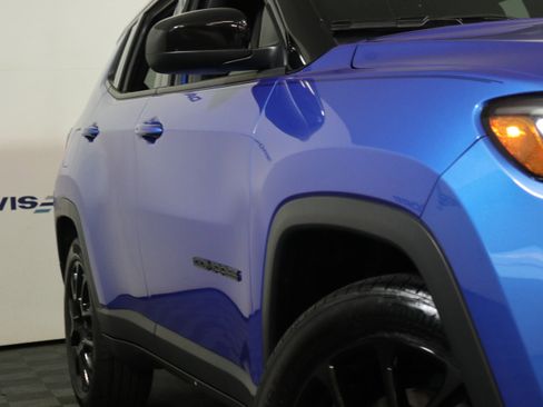 Used 2022 Jeep Compass Altitude image 3