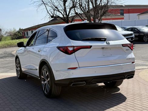 Used 2023 Acura MDX SH-AWD w/ Technology Package image 4