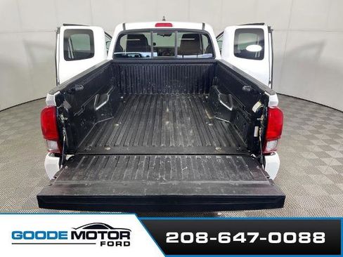 Used 2019 Toyota Tacoma SR w/ SX Package AWD/4WD image 20