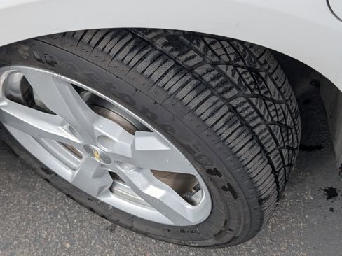 Used 2014 Chevrolet Volt image 9