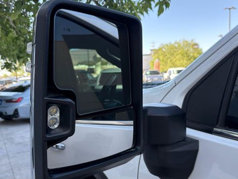 Used 2024 Chevrolet Silverado 2500 High Country w/ LPO, Dark Essentials Package AWD/4WD image 15