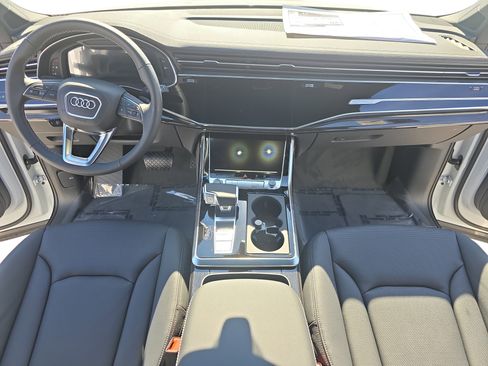 New 2026 Audi Q7 3.0T Premium Plus AWD/4WD image 9