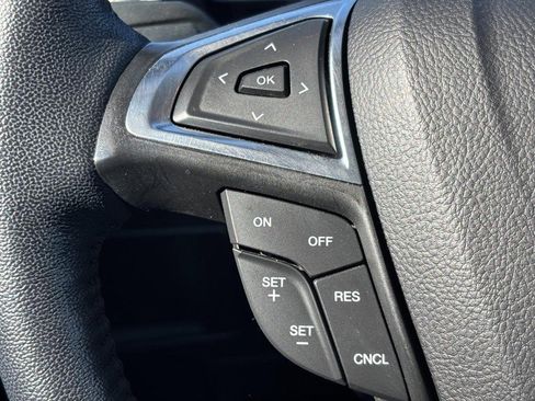 Used 2024 Ford Edge SEL w/ Convenience Package image 19