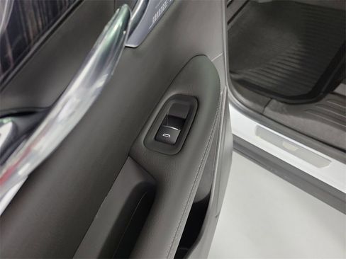 Certified 2025 Cadillac XT6 Premium Luxury w/ Technology Package image 15