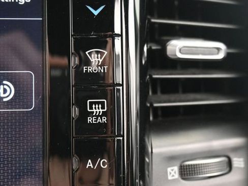 Used 2023 RAM 1500 Laramie image 26