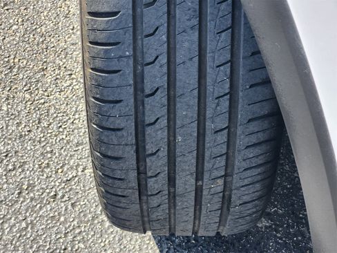 Used 2022 Kia Telluride SX w/ SX Prestige Package image 10