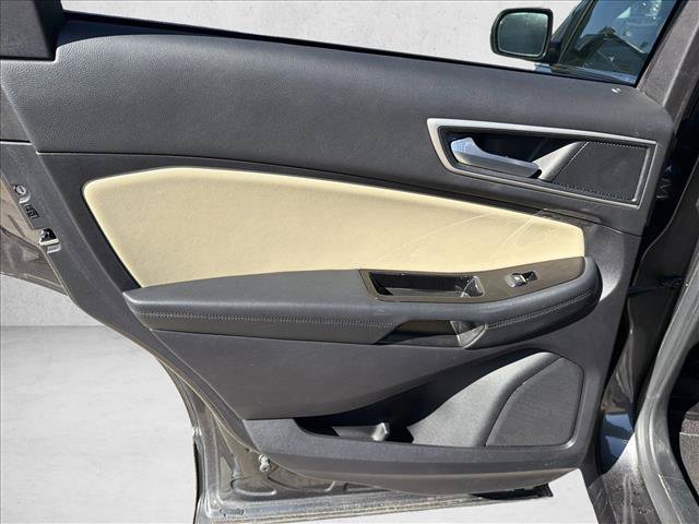 Used 2019 Ford Edge SEL w/ Equipment Group 201A FWD image 20
