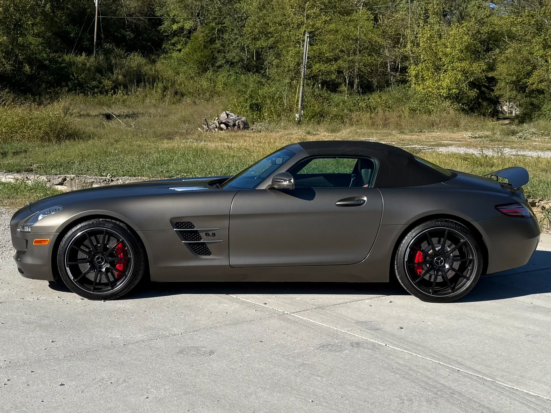Used 2012 Mercedes-Benz SLS AMG Roadster image 13